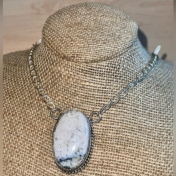 Dendritic Agate Pendant Necklace - Picture 11 of 13